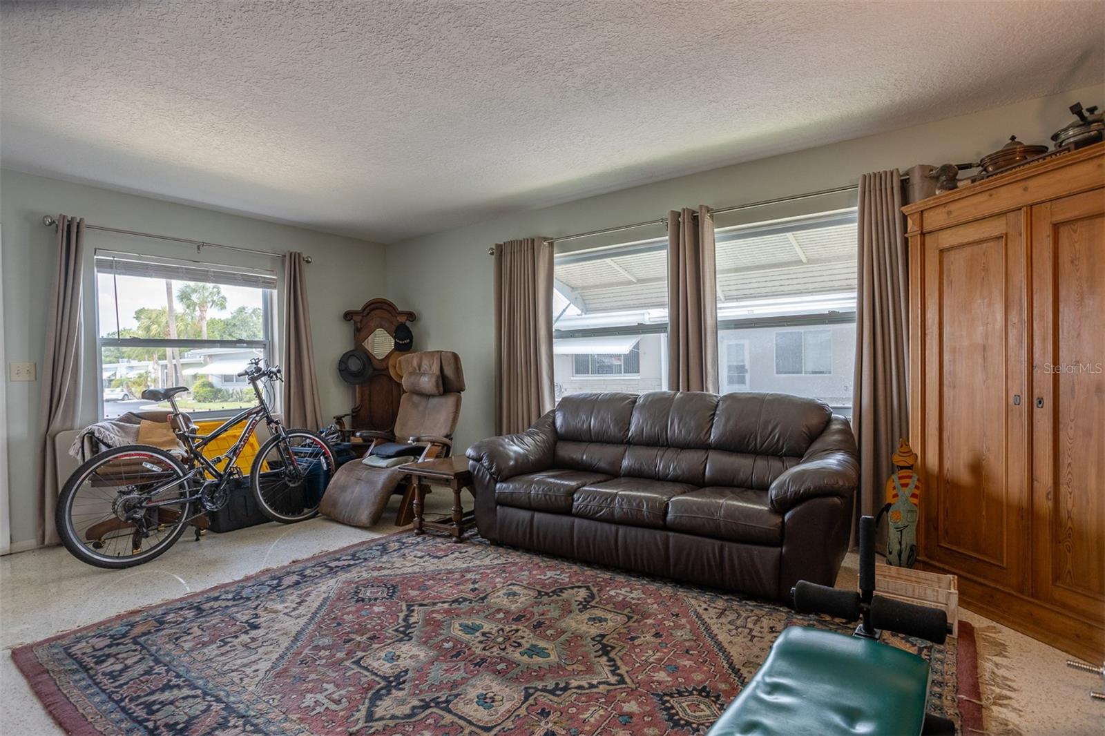 SHANGRI-LA APT PARK - Residential