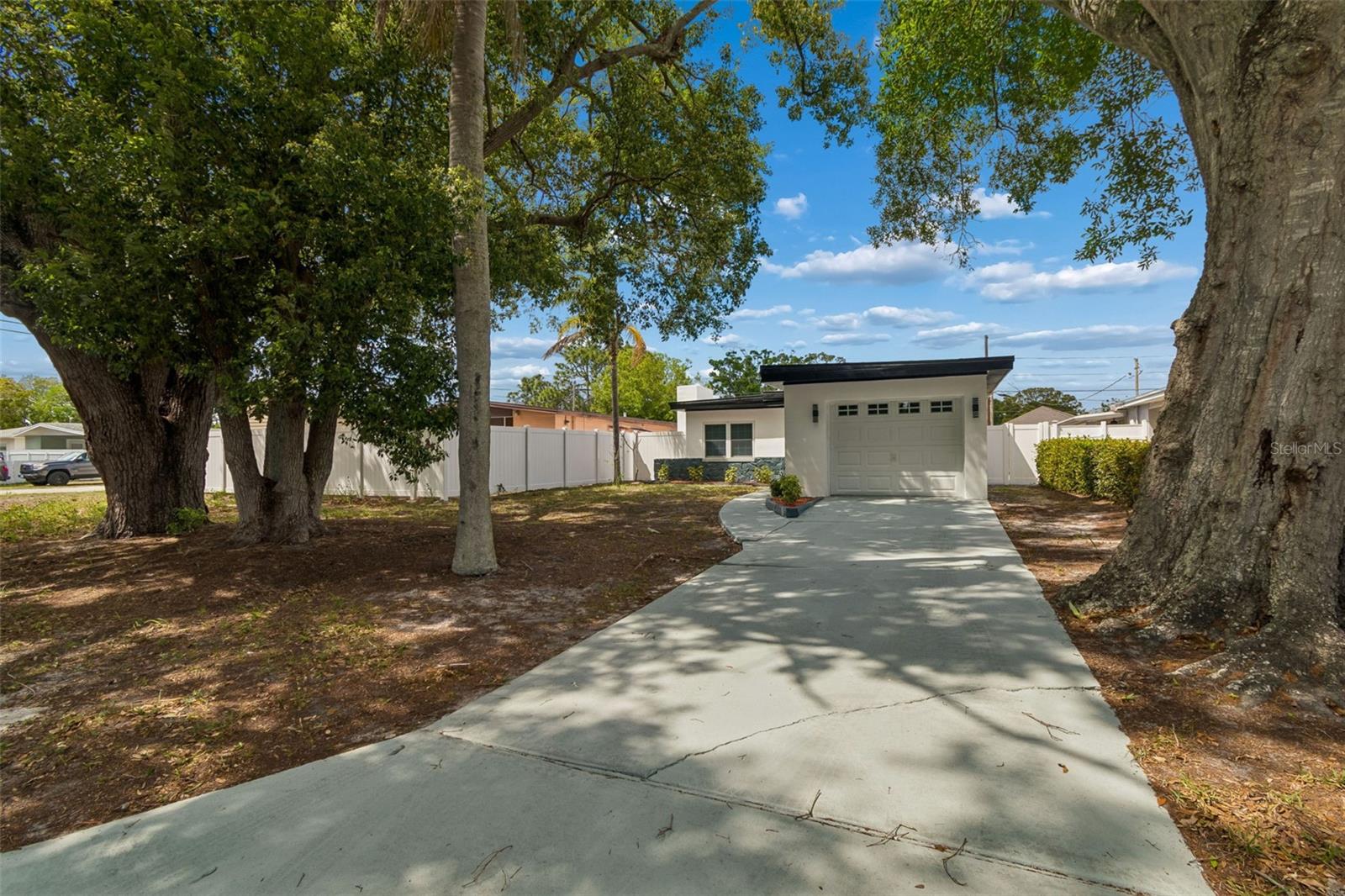 TYRONE - Residential