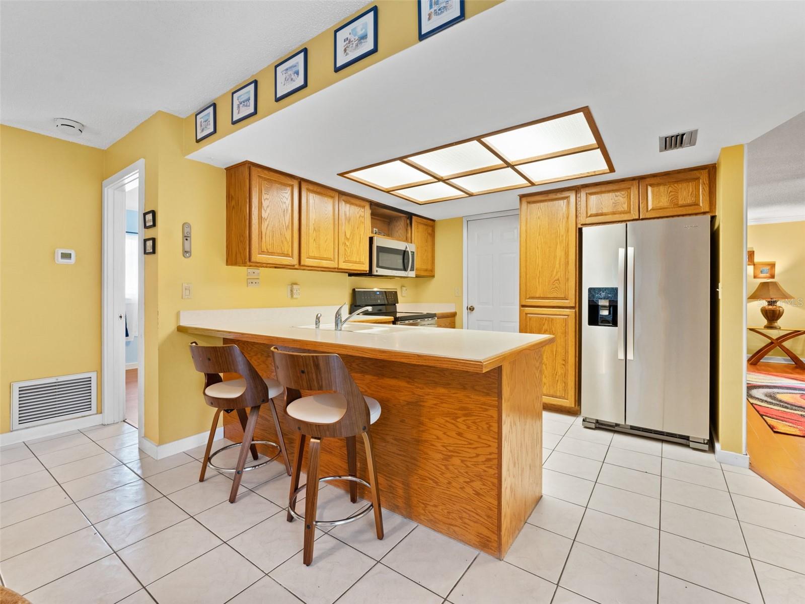 1374 WEXFORD DRIVE S