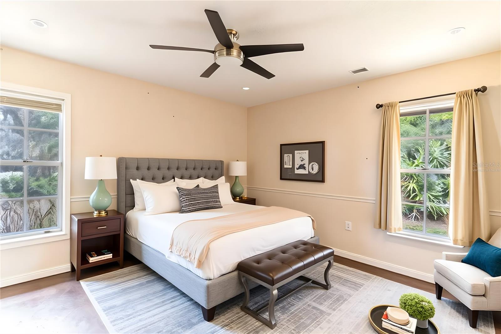 CHRISTINA WOODS PH 06 - Residential