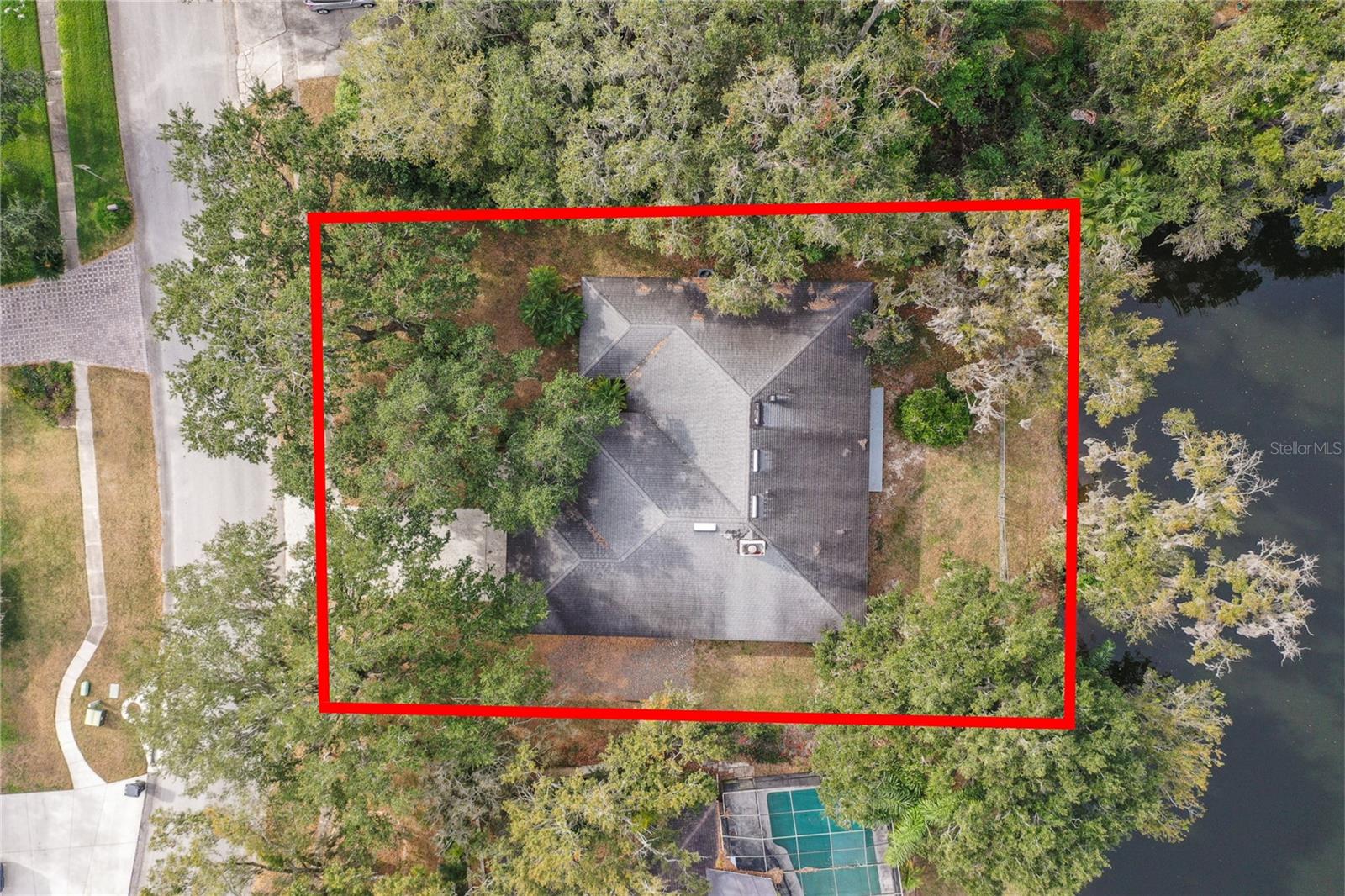 CHRISTINA WOODS PH 06 - Residential