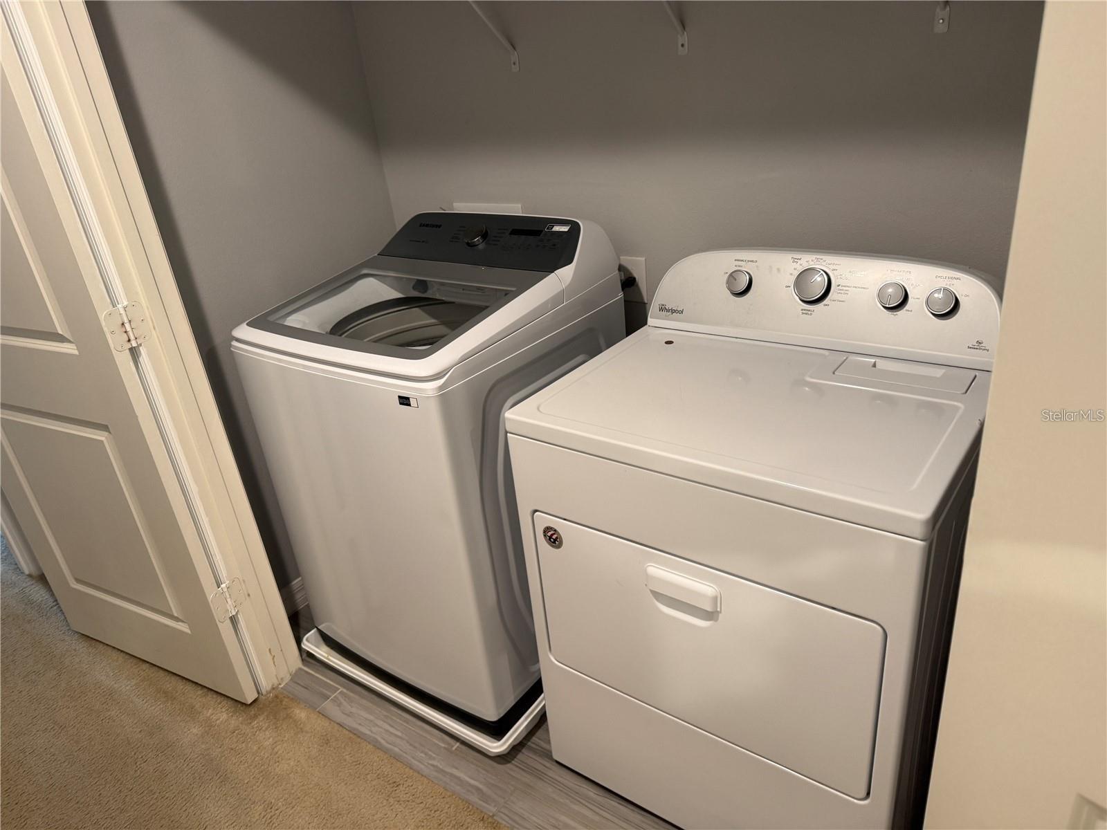 COMPASS BAY UNIT 5 - Residential Lease