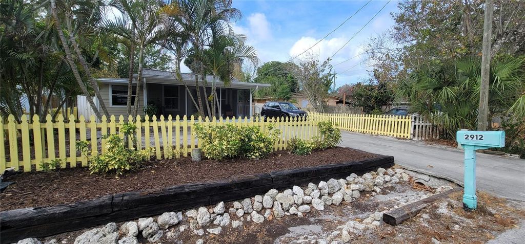 Photo of 2912 Hawthorne Street, Sarasota, FL 34239 (MLS # R4911184)