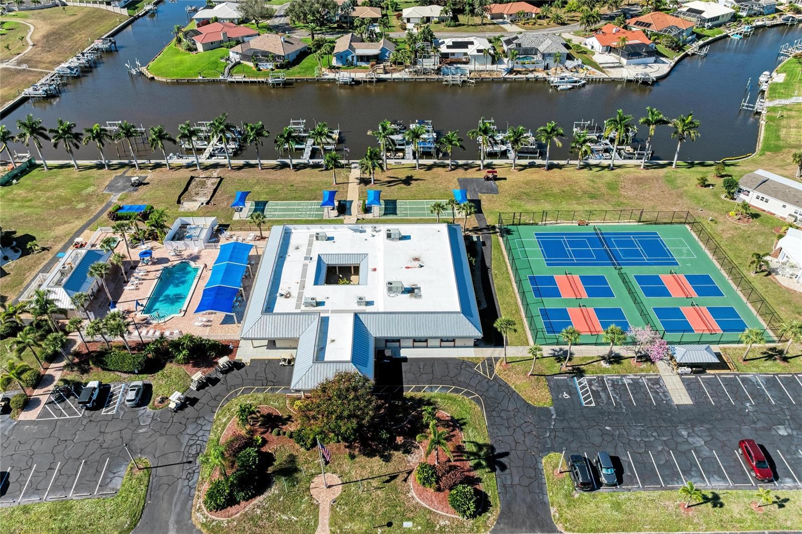 ALAMEDA ISLES - Residential