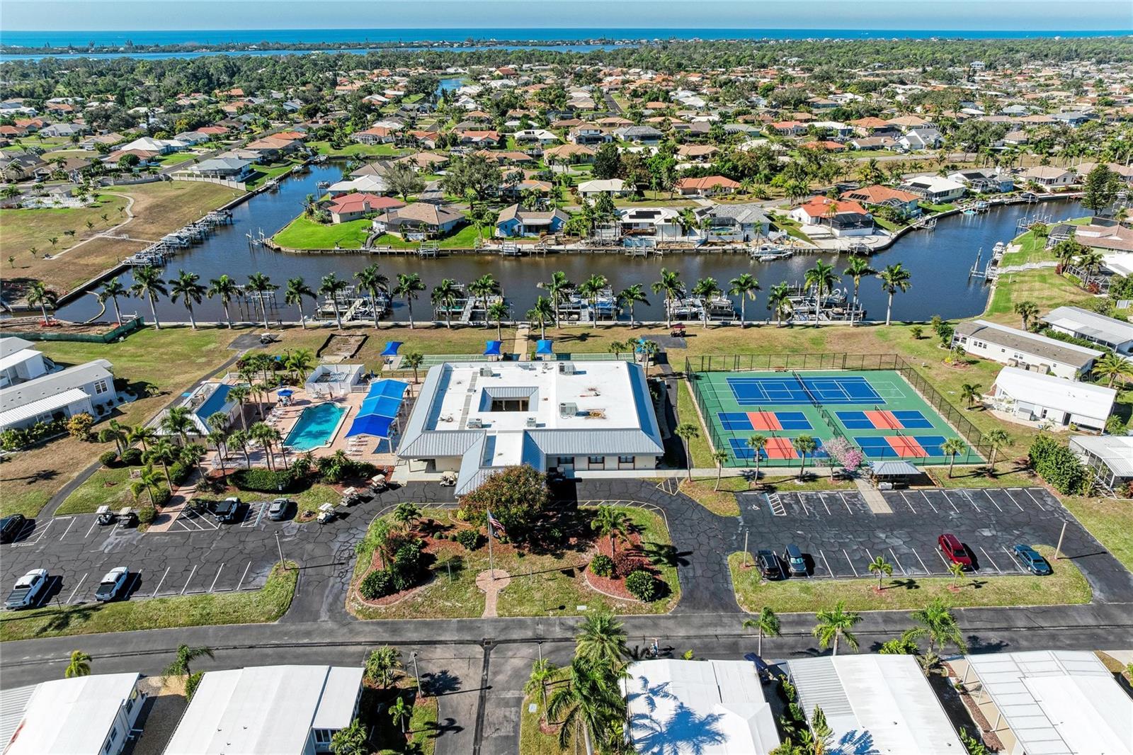 ALAMEDA ISLES - Residential