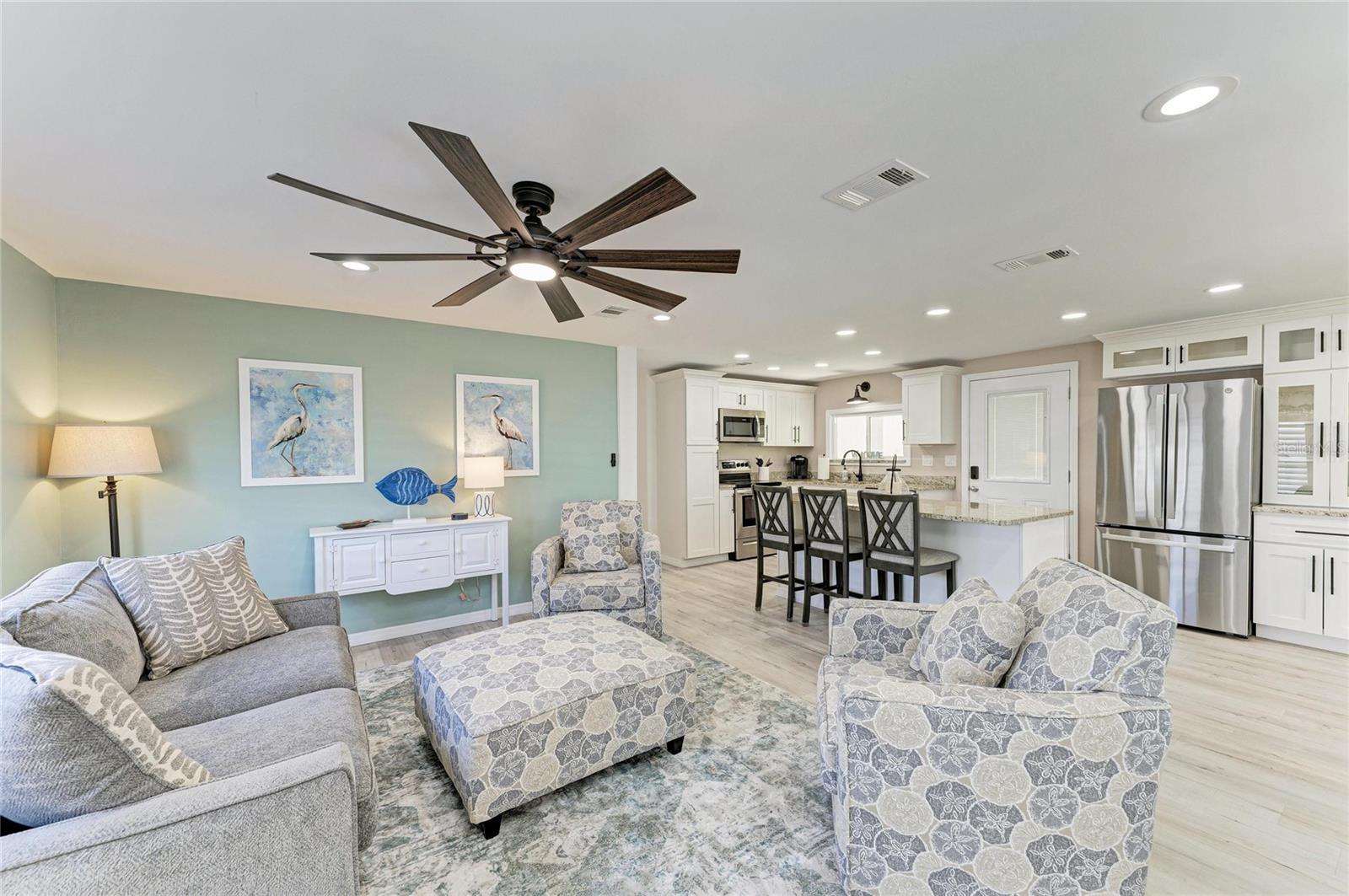 ALAMEDA ISLES - Residential