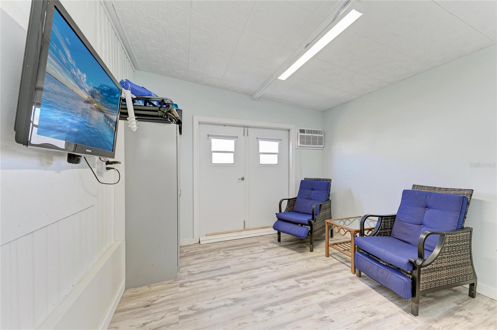 ALAMEDA ISLES - Residential