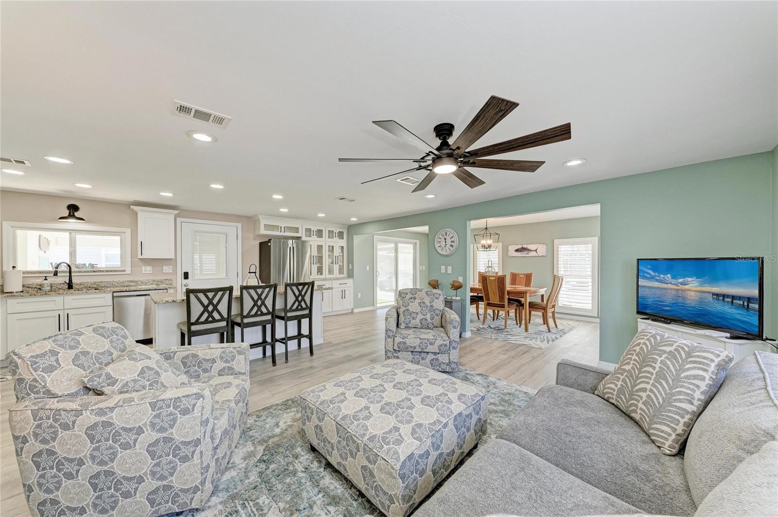 ALAMEDA ISLES - Residential