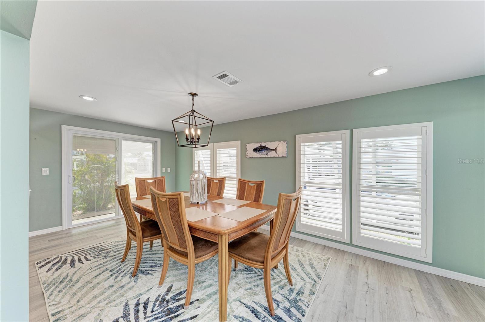 ALAMEDA ISLES - Residential