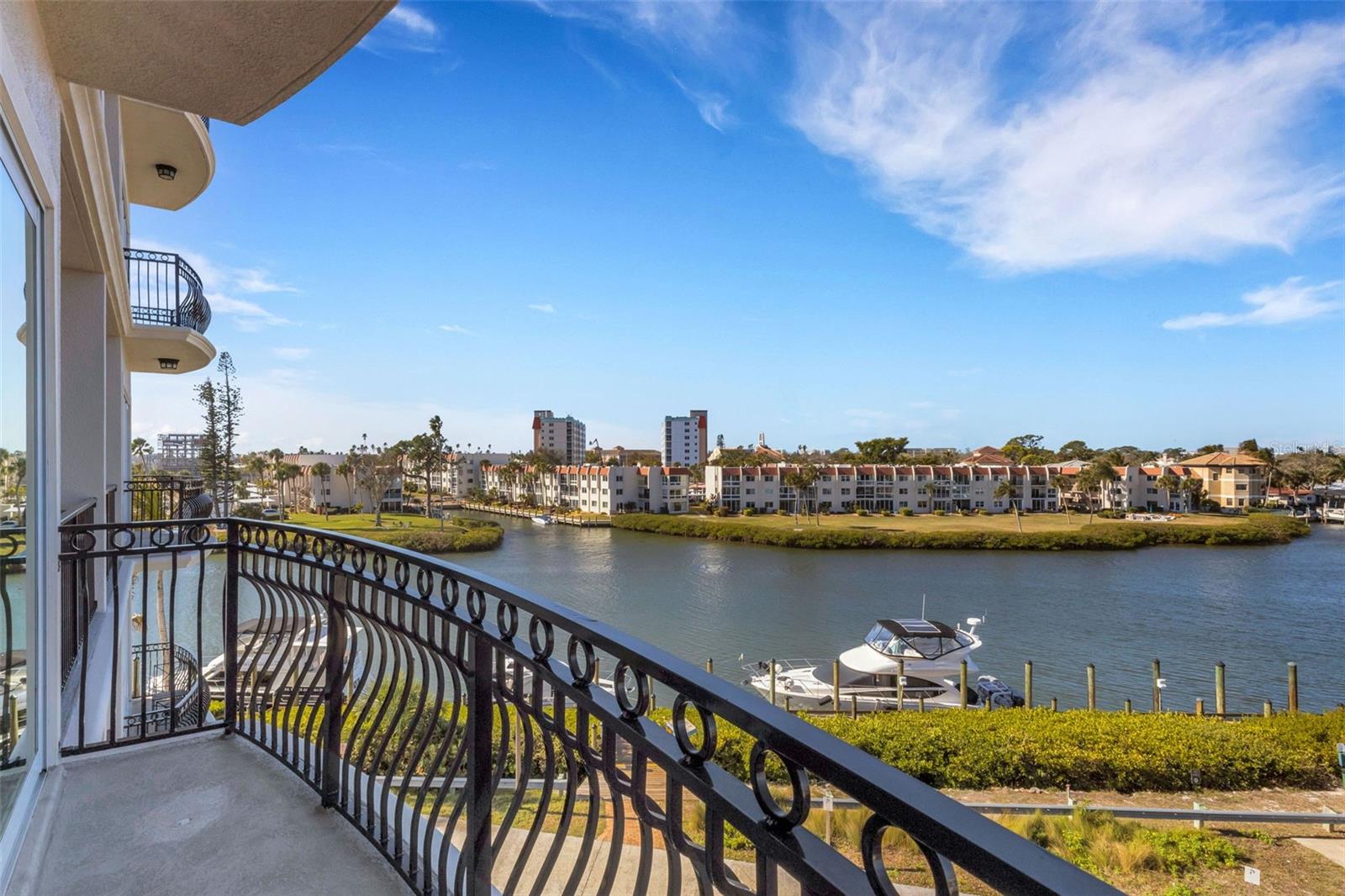 PORTO VISTA - Residential