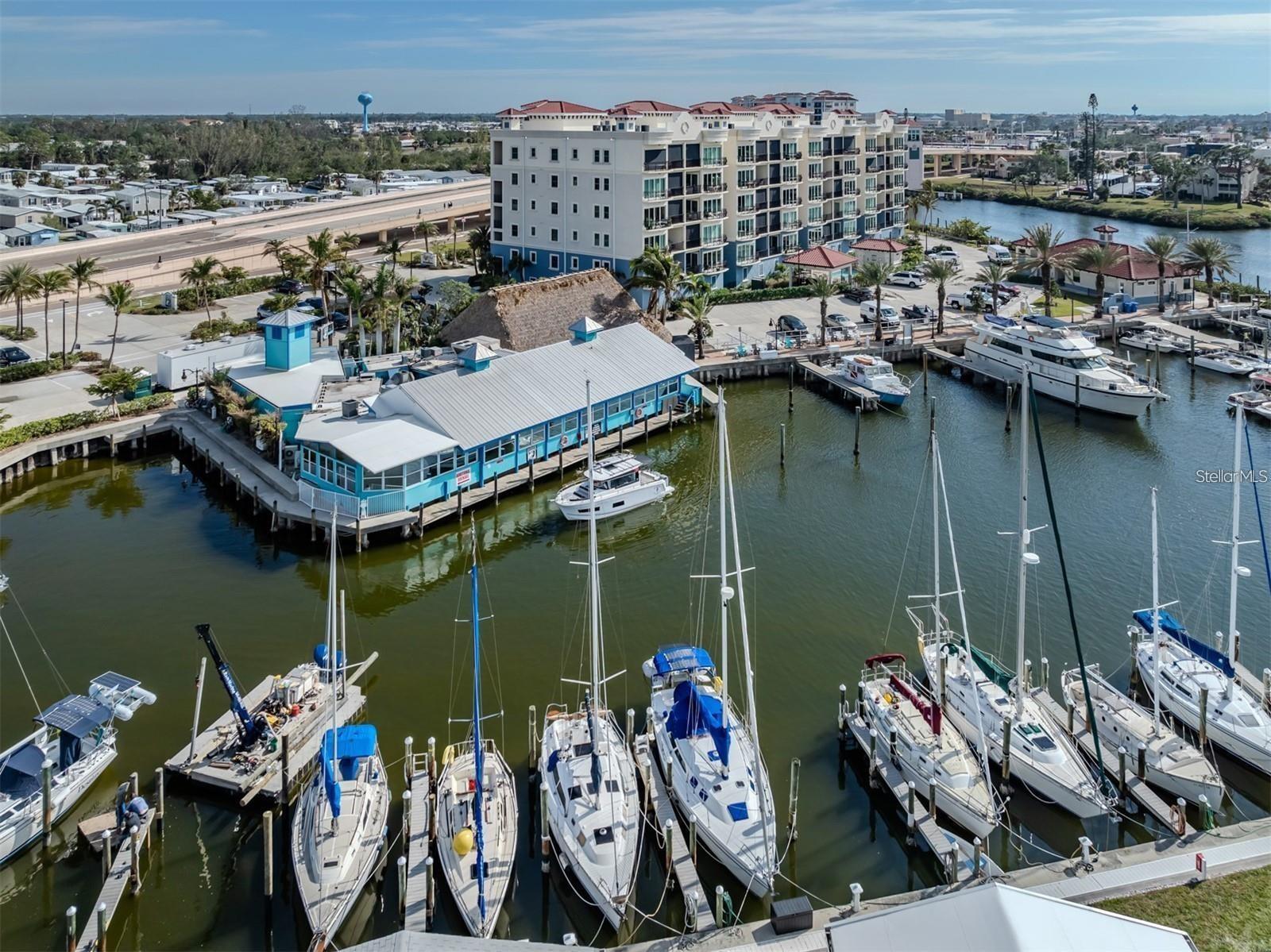 501 TAMIAMI TRAIL N 402