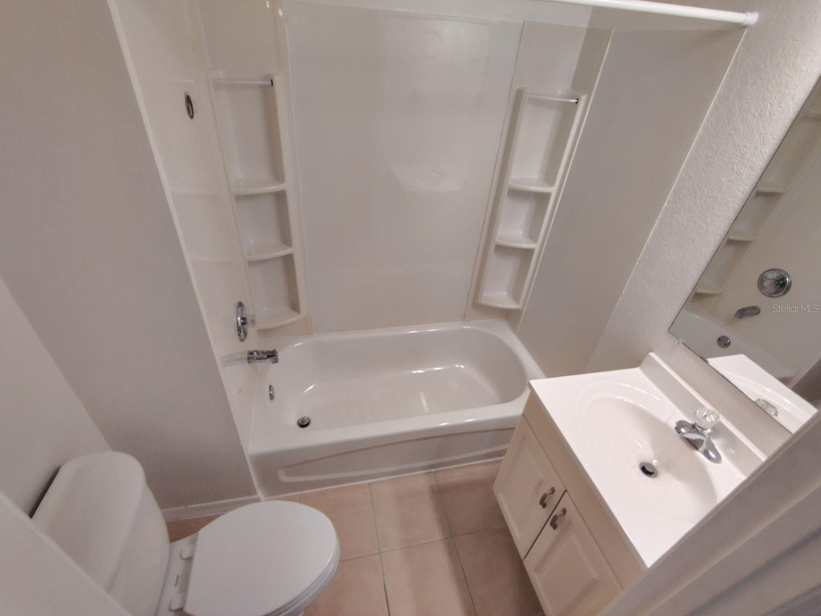 LAKE RIO TWNHMS - Residential Lease