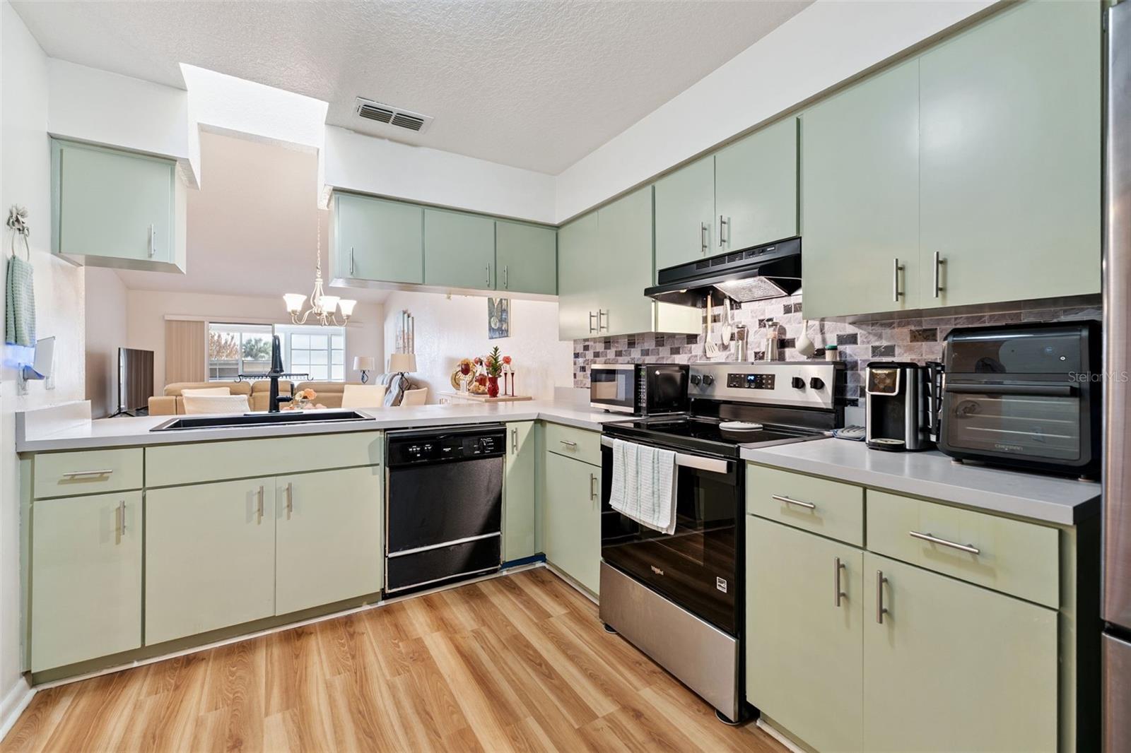 OAKVIEW - Residential