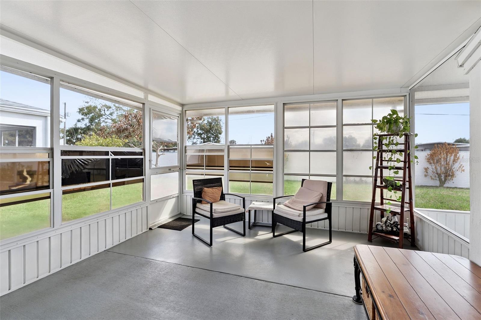 OAKVIEW - Residential