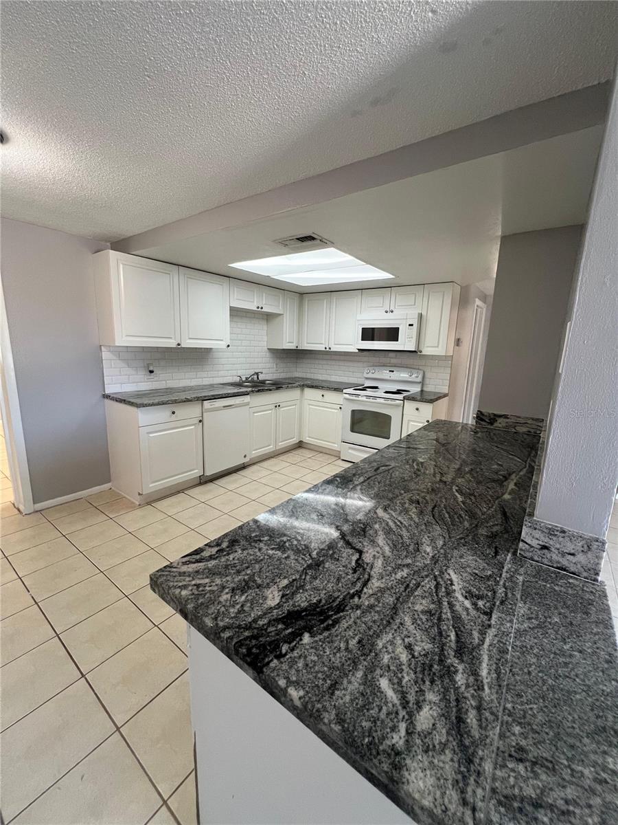 HOLIDAY HILL ESTATES - Residential Lease