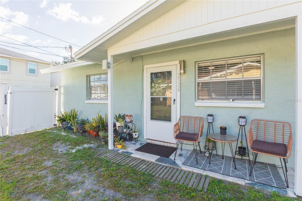 Photo of 2524 W Carmen Street #2526, Tampa, FL 33609 (MLS # TB8562463)