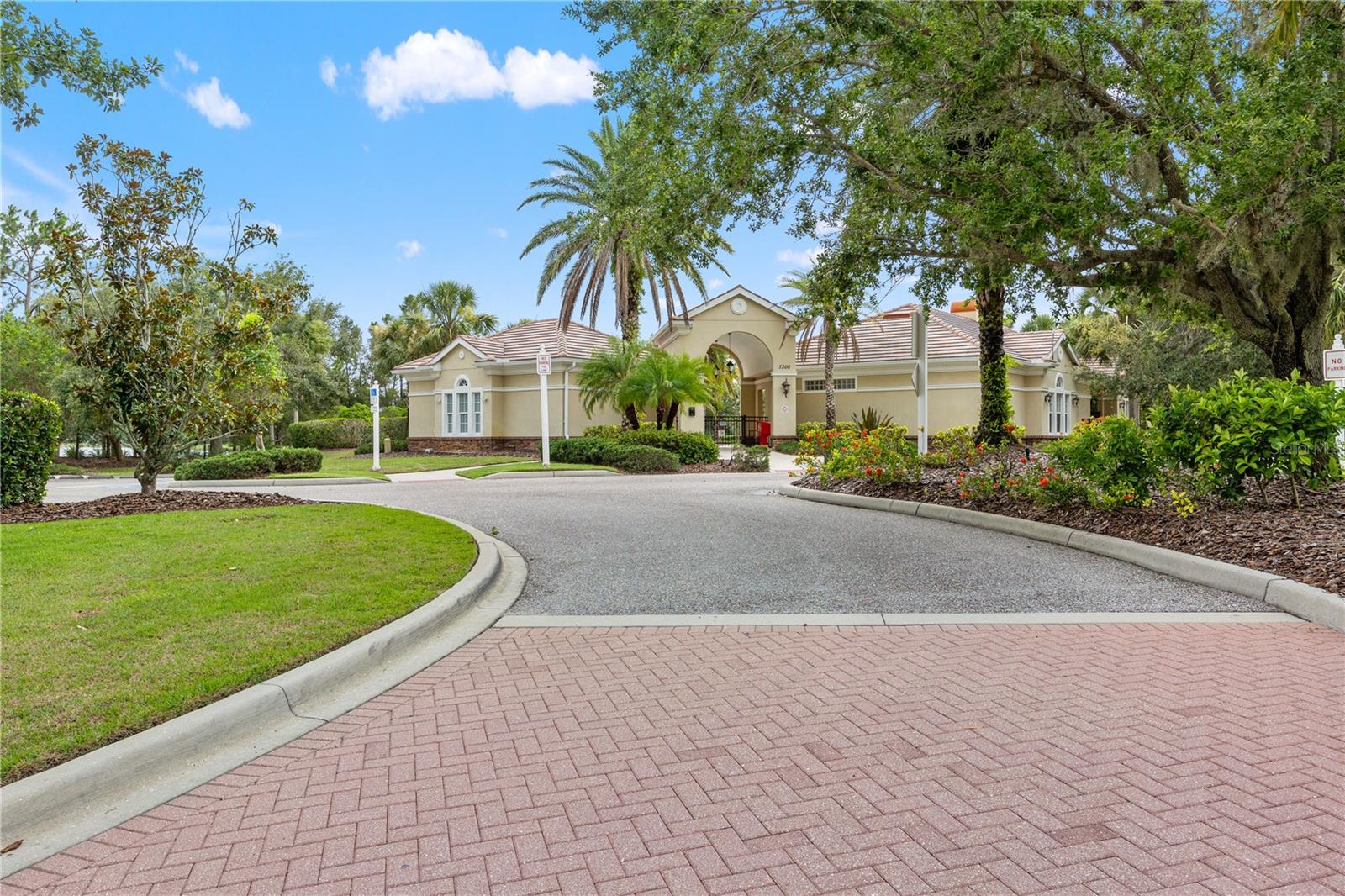 COUNTRY CLUB EAST AT LAKEWD RNCH QQ1 1 - Residential