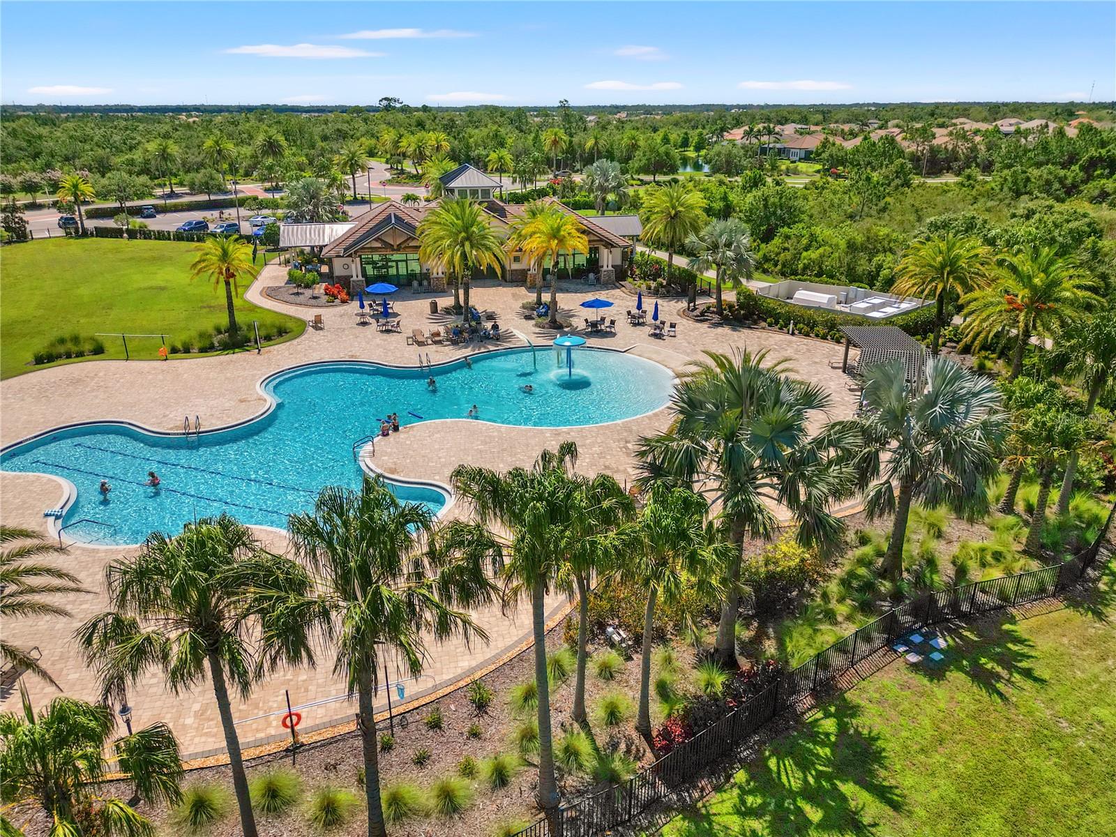 COUNTRY CLUB EAST AT LAKEWD RNCH QQ1 1 - Residential