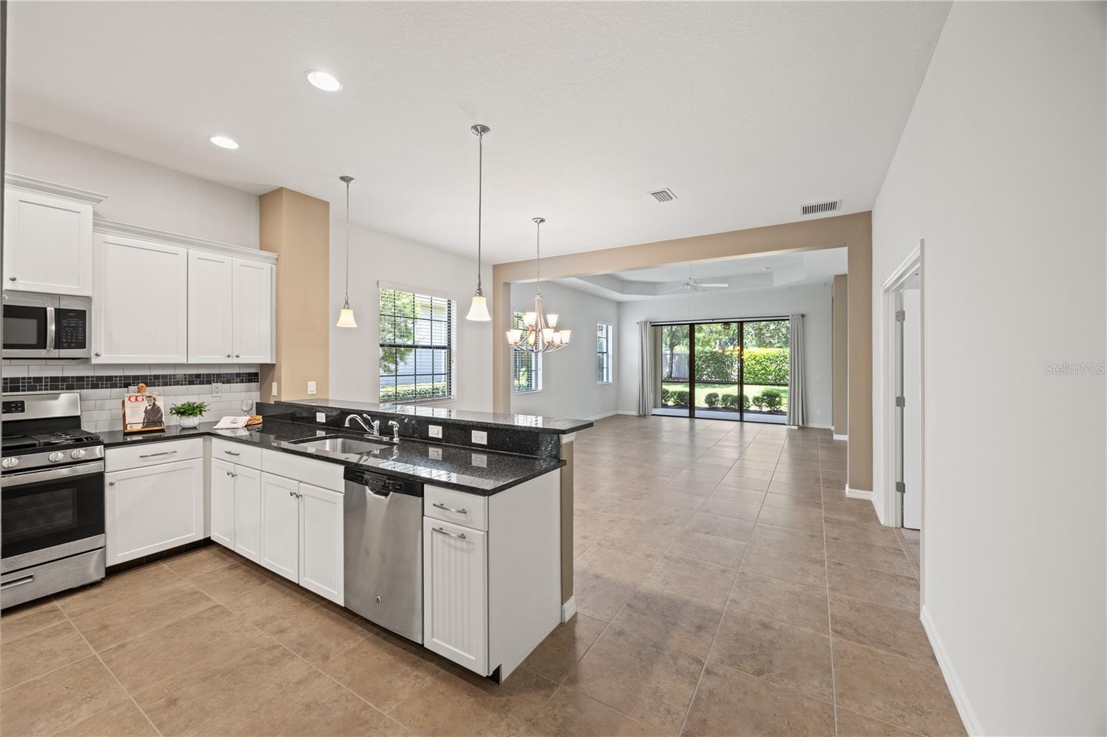 COUNTRY CLUB EAST AT LAKEWD RNCH QQ1 1 - Residential