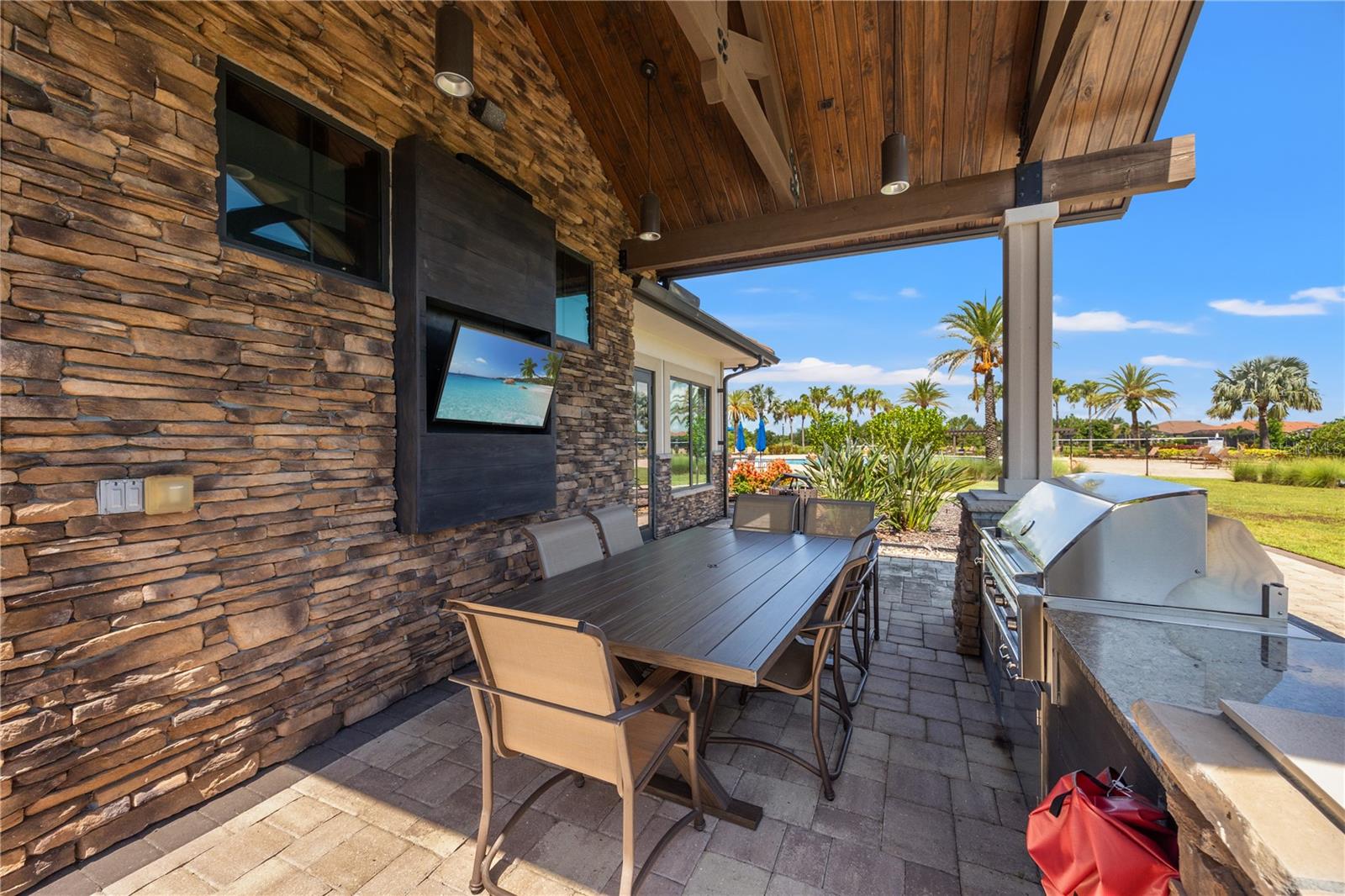 COUNTRY CLUB EAST AT LAKEWD RNCH QQ1 1 - Residential