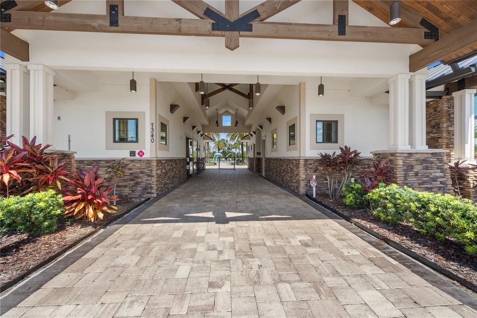 COUNTRY CLUB EAST AT LAKEWD RNCH QQ1 1 - Residential