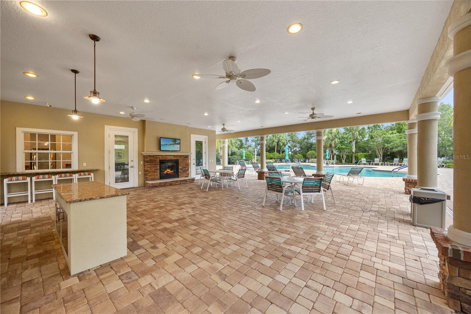 COUNTRY CLUB EAST AT LAKEWD RNCH QQ1 1 - Residential