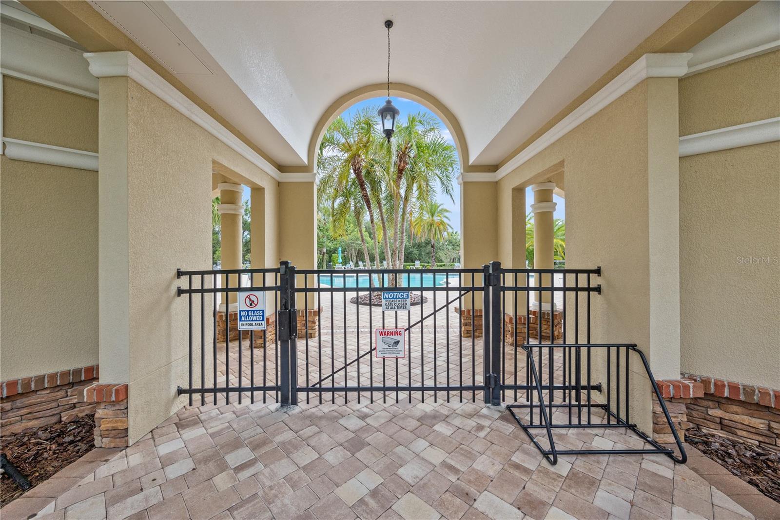 COUNTRY CLUB EAST AT LAKEWD RNCH QQ1 1 - Residential