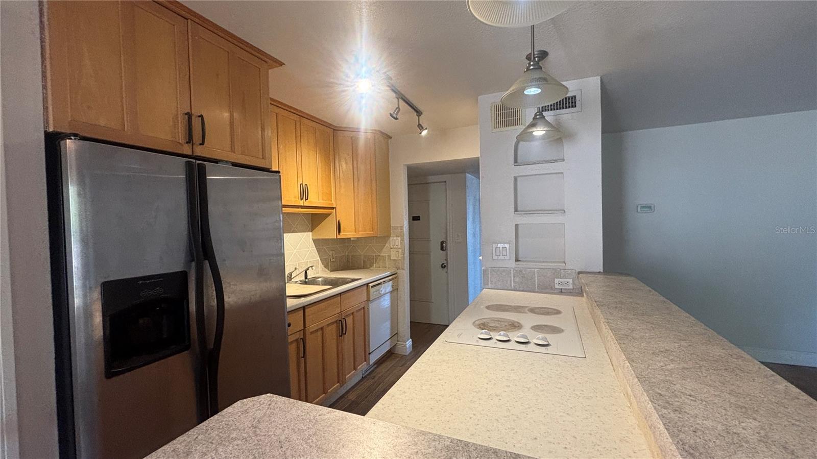 7524 NEEDLE LEAF PLACE 32