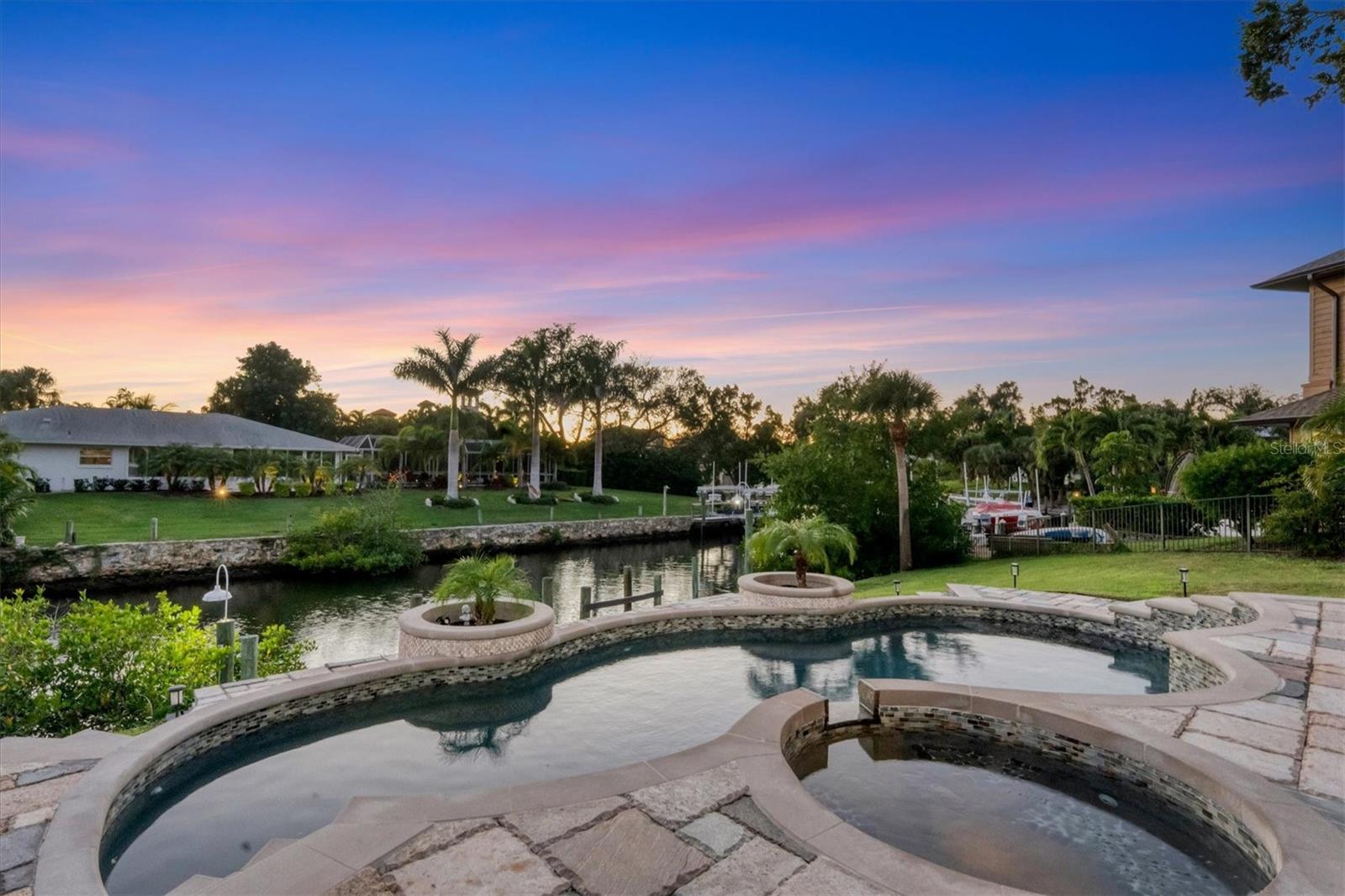 CORAL COVE - Residential