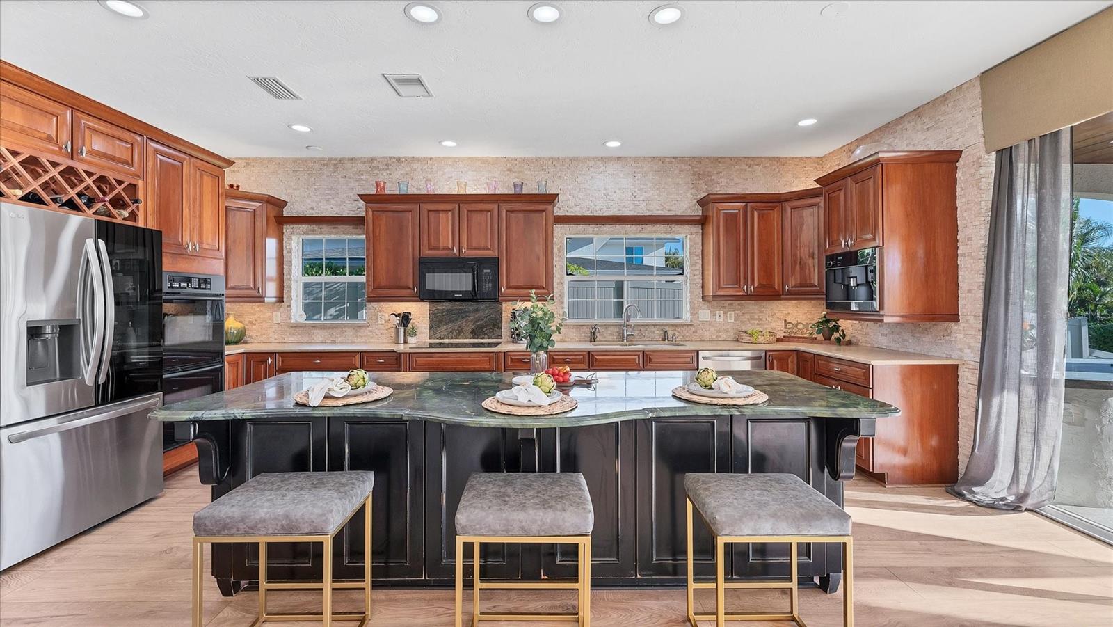 CORAL COVE - Residential