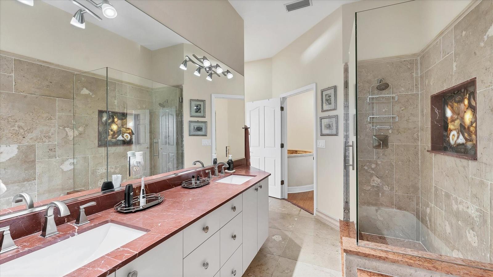 CORAL COVE - Residential