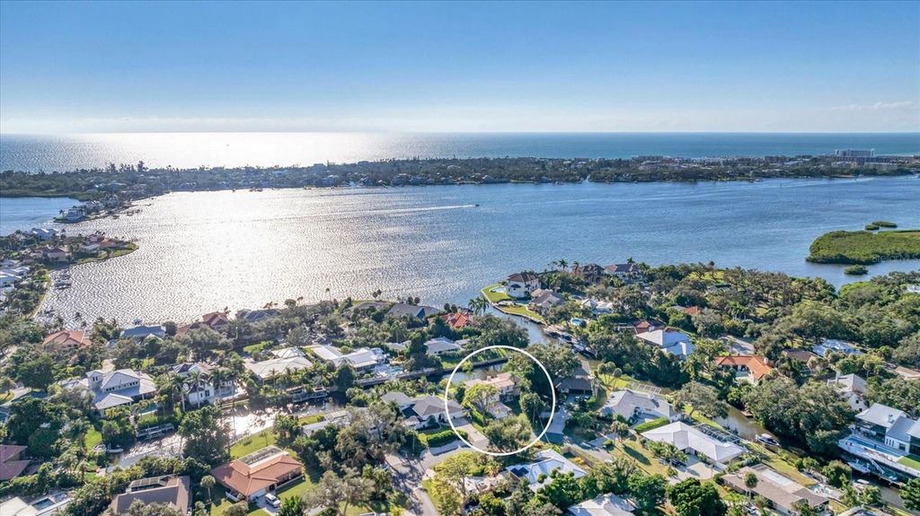 Photo of 7300 Cove Terrace, Sarasota, FL 34231 (MLS # A4680113)