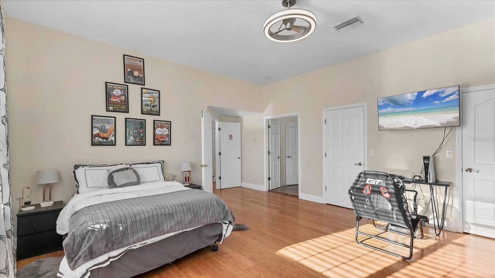 CORAL COVE - Residential