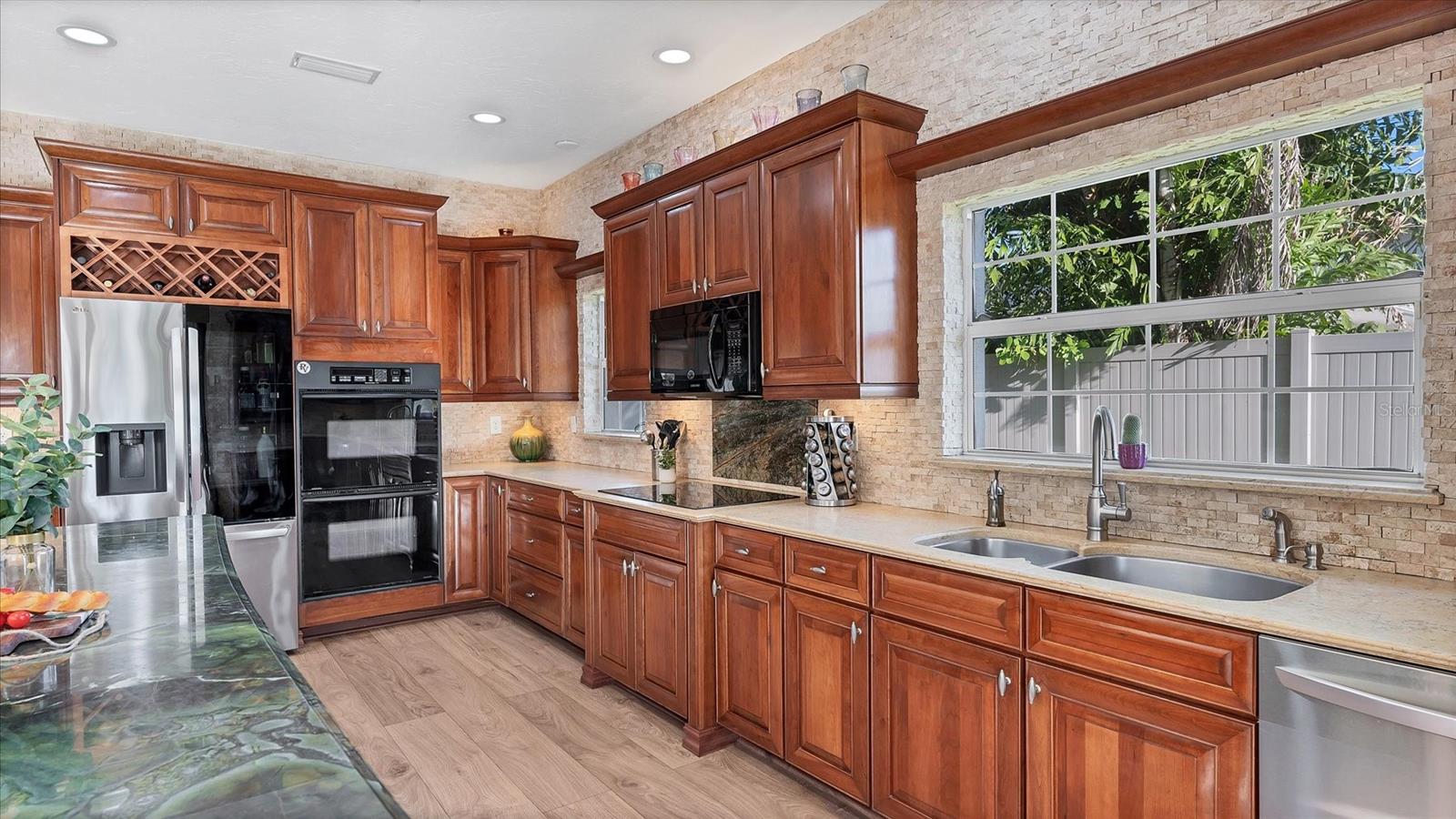 CORAL COVE - Residential