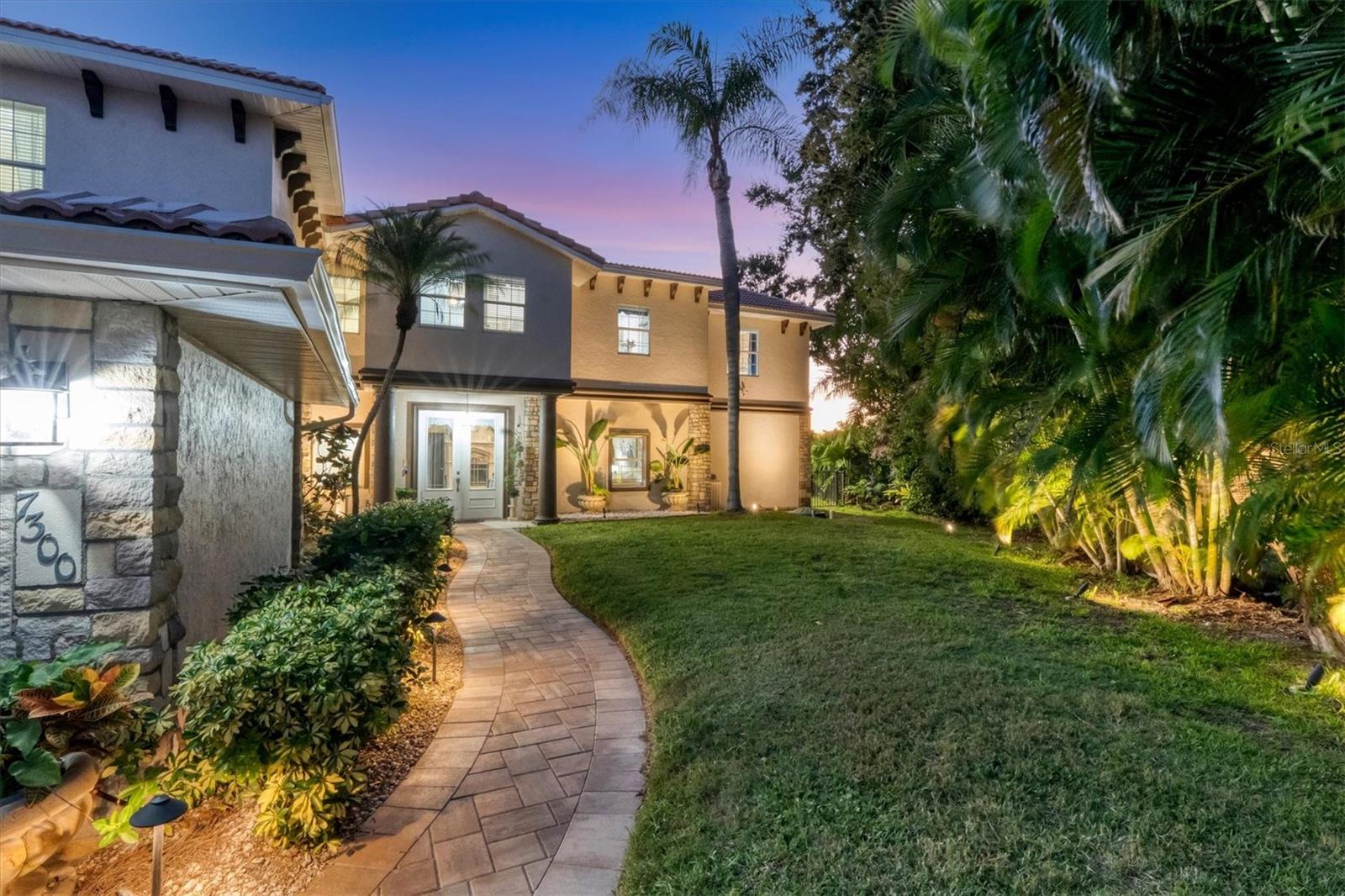 CORAL COVE - Residential