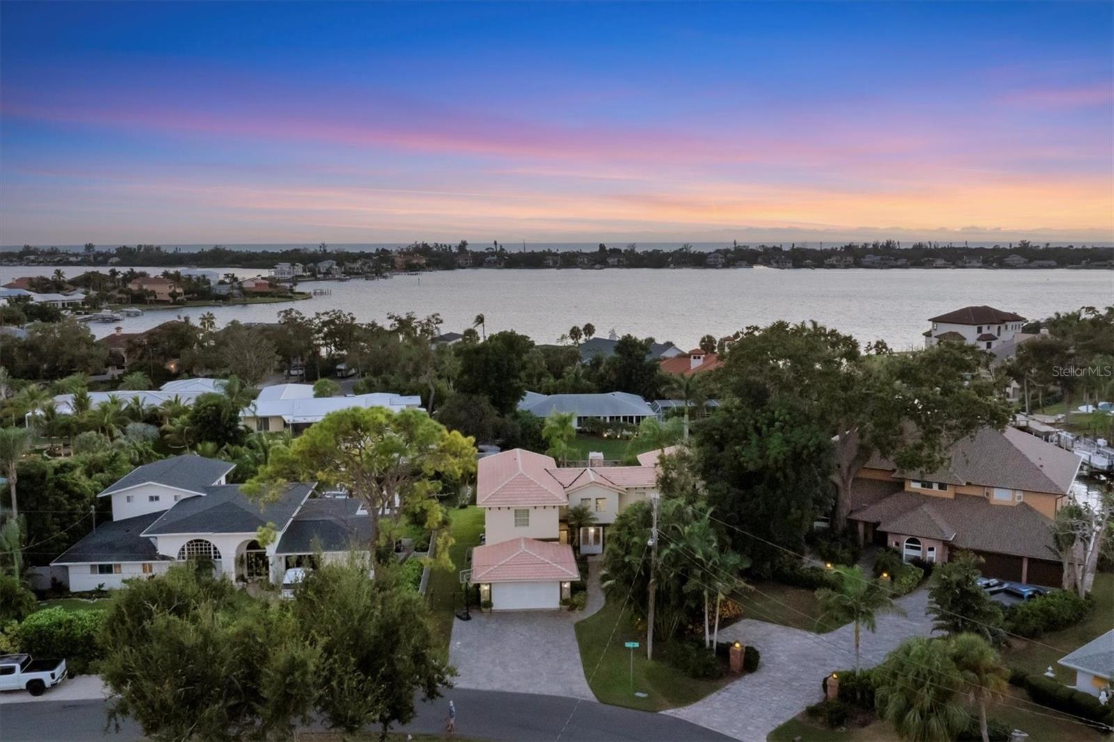 CORAL COVE - Residential