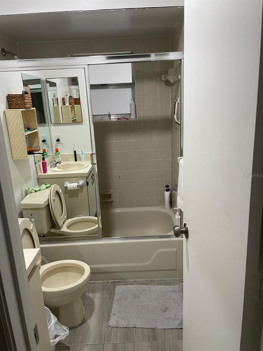 BAYBERRY ESTATES - Residential