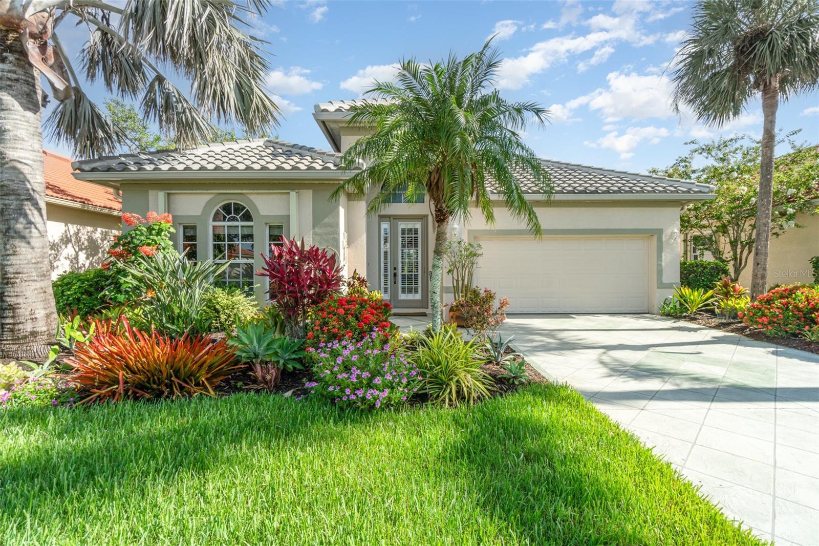 13376 GOLF POINTE DRIVE