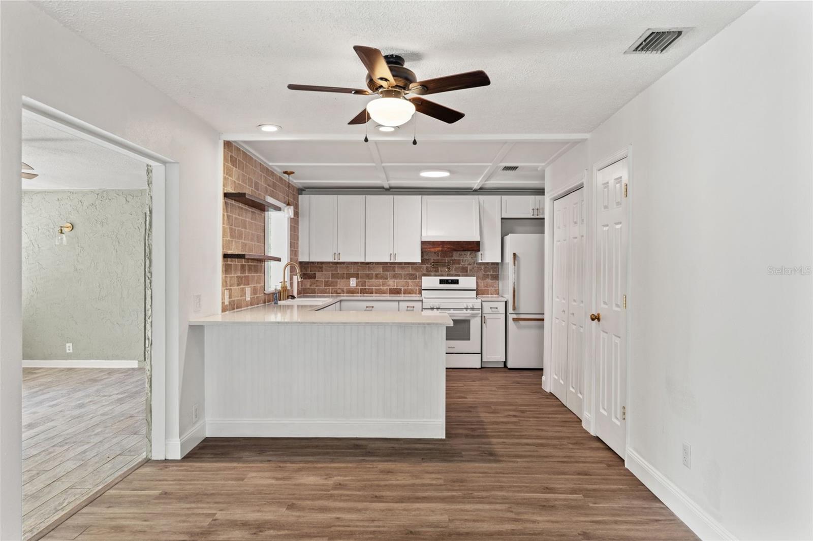 SUTTON ESTATES - Residential