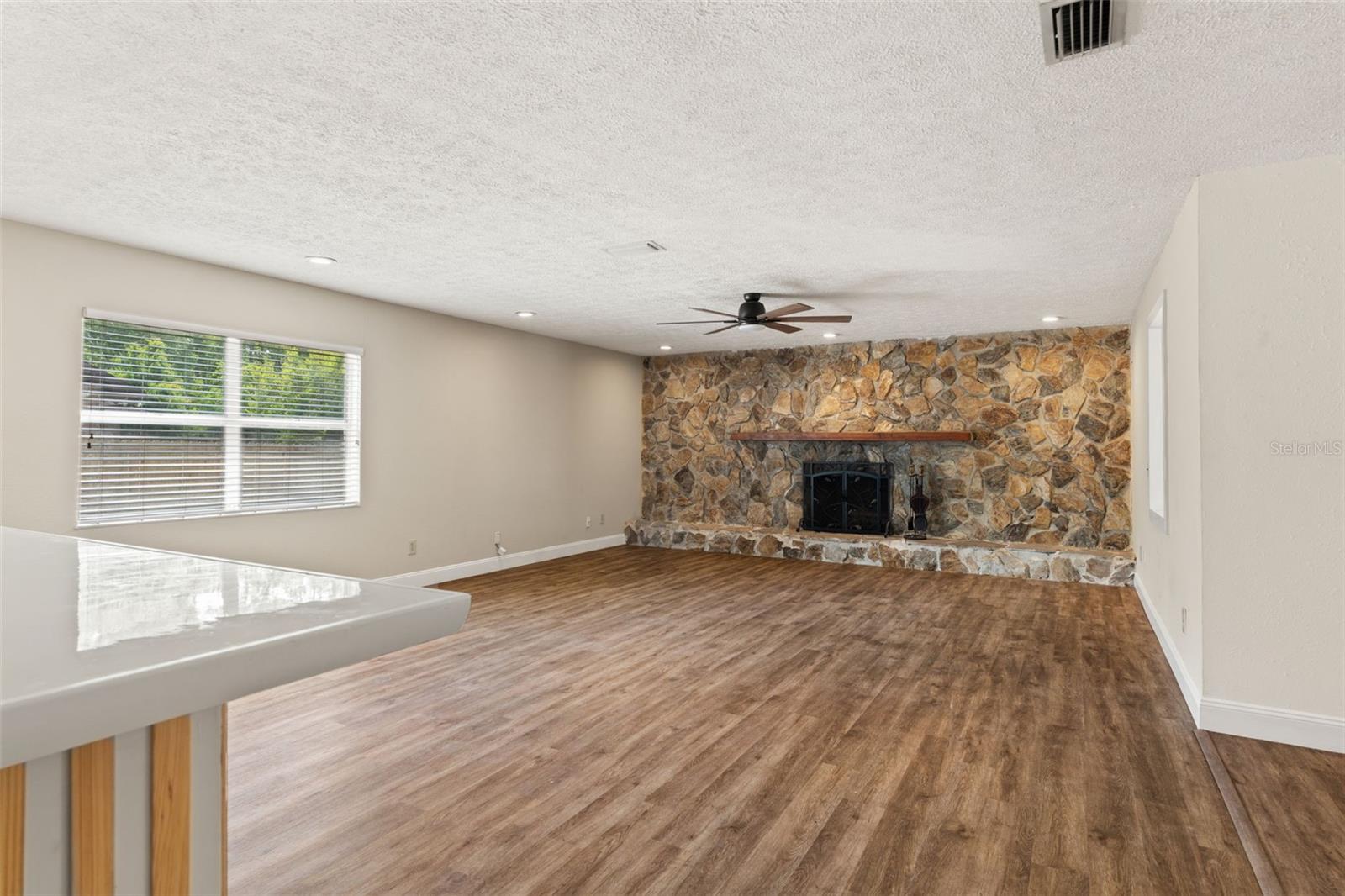 SUTTON ESTATES - Residential