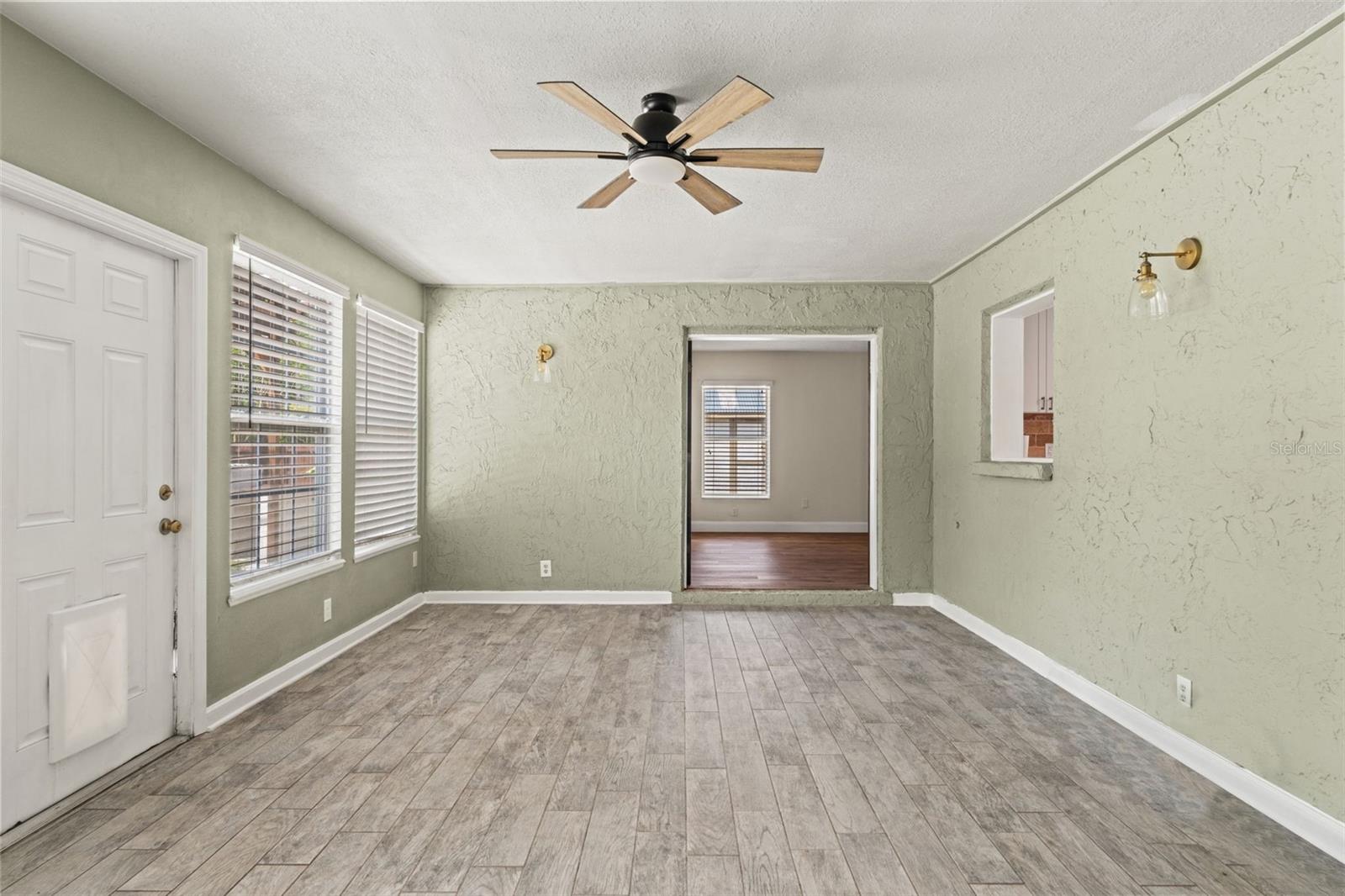 SUTTON ESTATES - Residential