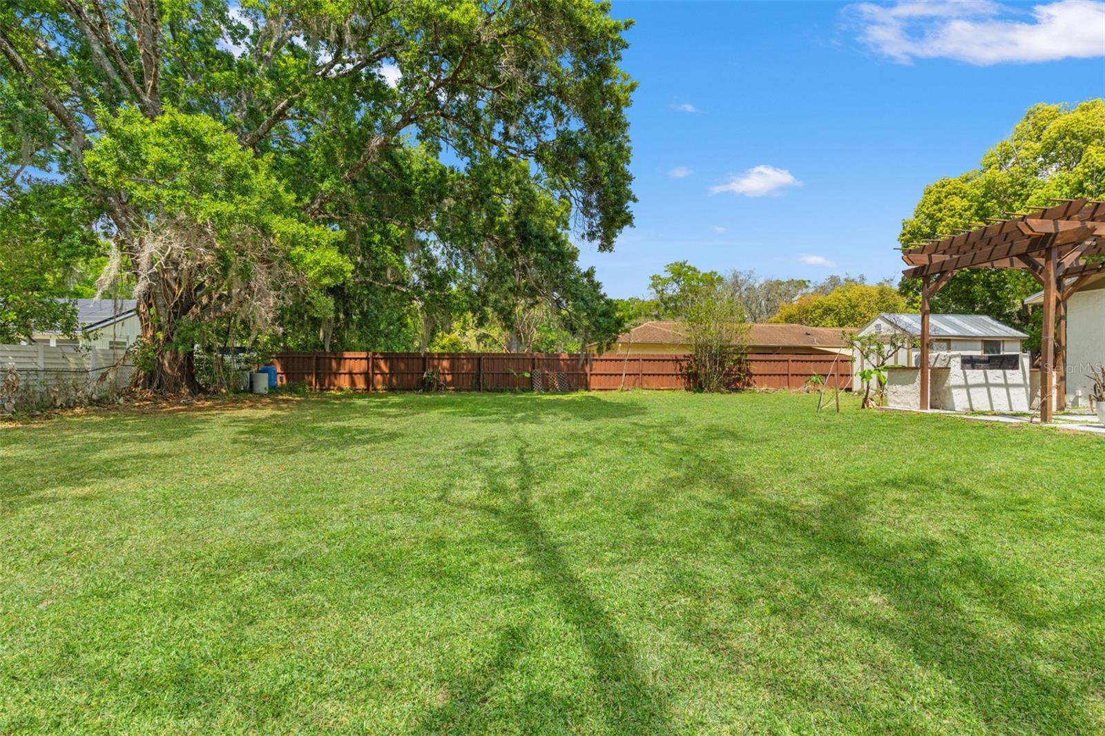 SUTTON ESTATES - Residential