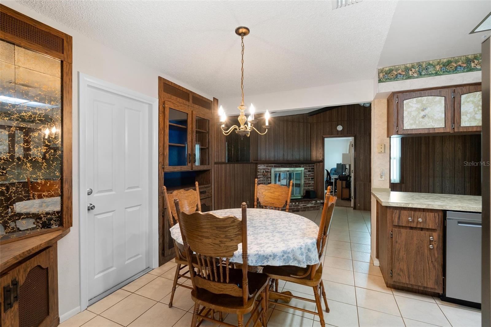 RIDGE GROVE ESTATES - Residential