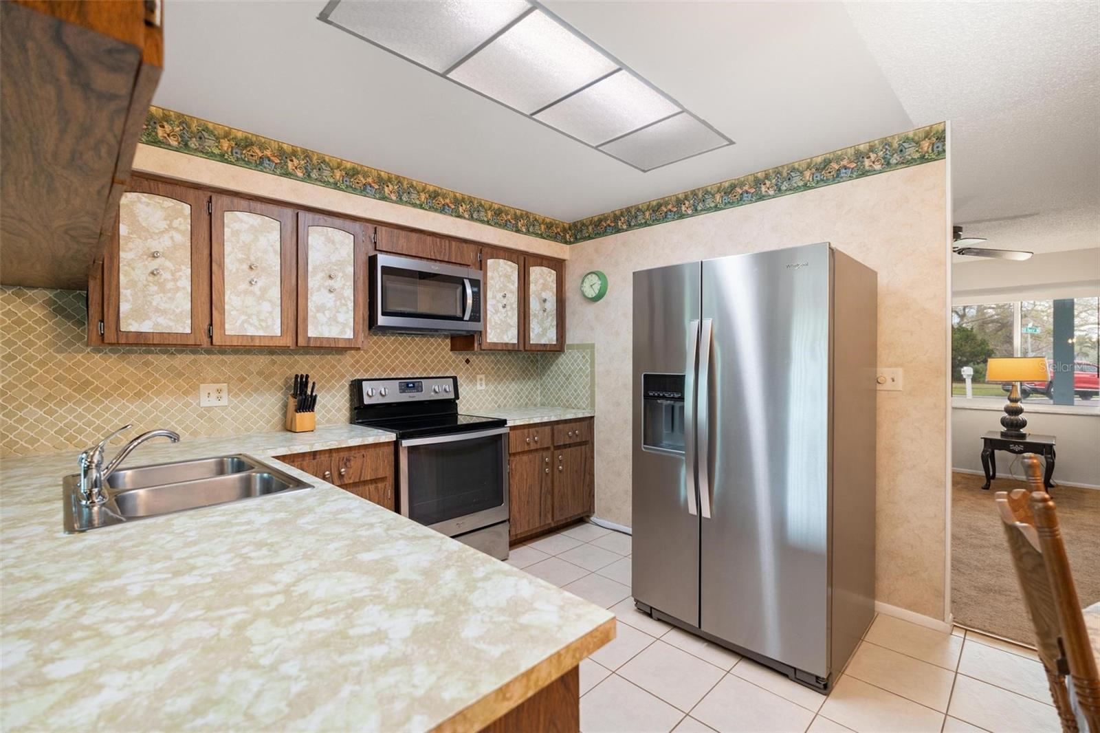 RIDGE GROVE ESTATES - Residential