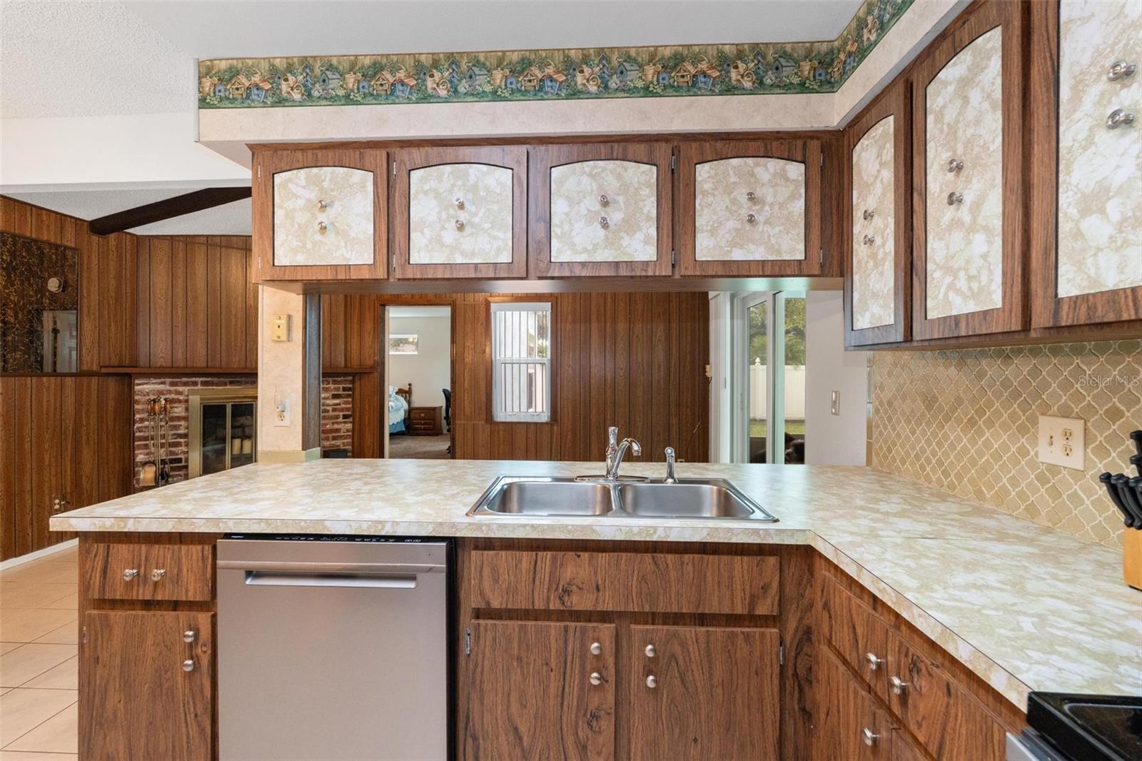 RIDGE GROVE ESTATES - Residential