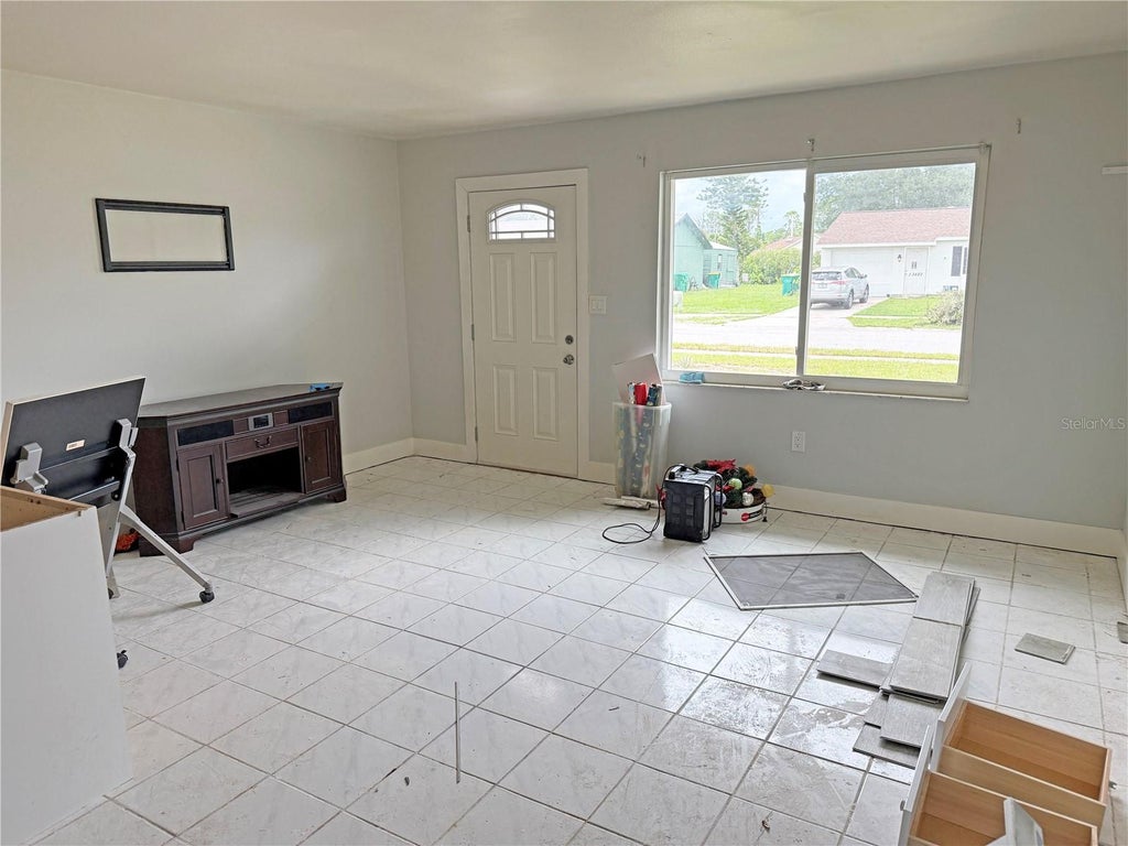 Photo of 13481 Darnell Avenue, Port Charlotte, FL 33981 (MLS # C7529106)