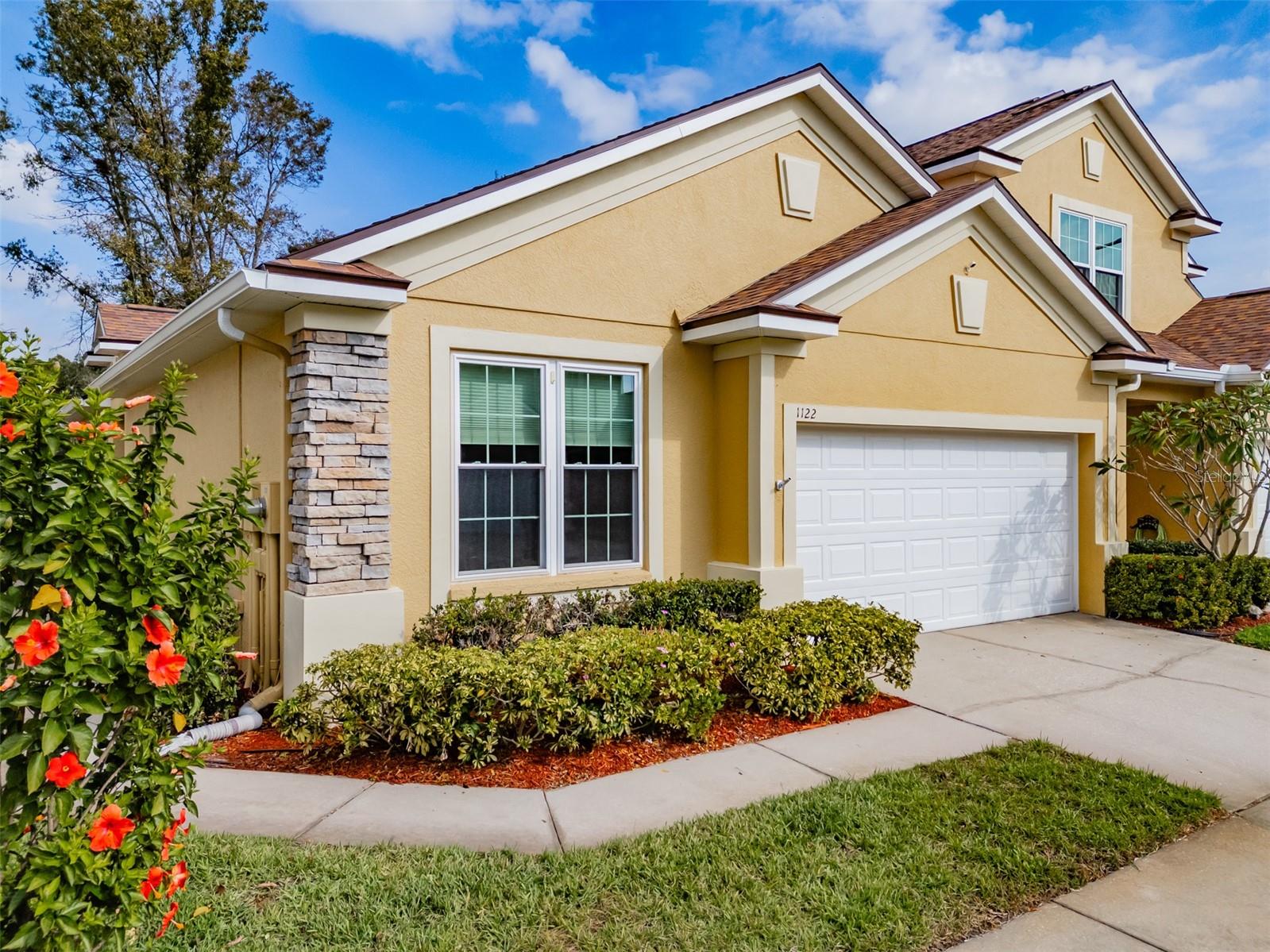 SAVANNAH LANDINGS TWNHMS - Residential