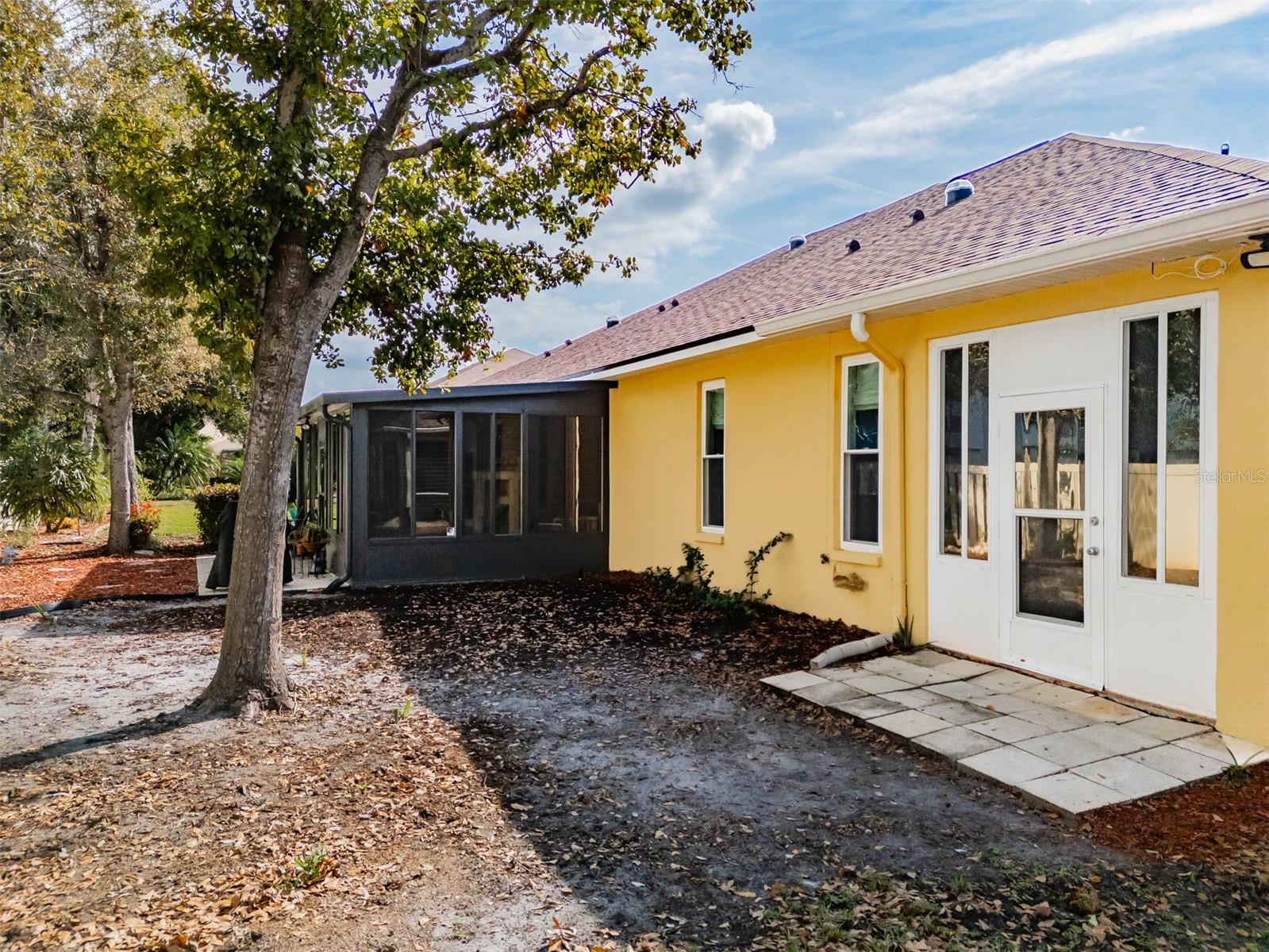 SAVANNAH LANDINGS TWNHMS - Residential