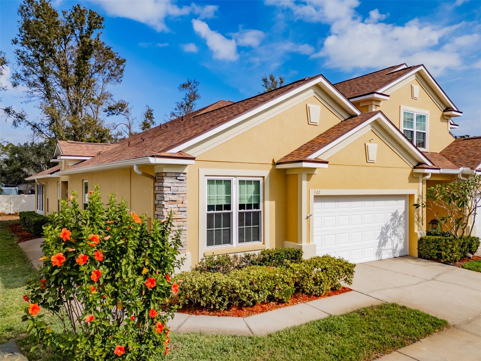 SAVANNAH LANDINGS TWNHMS - Residential