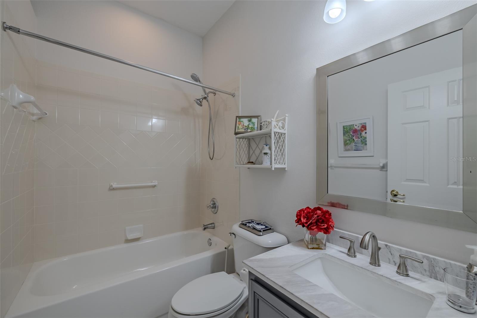 SAVANNAH LANDINGS TWNHMS - Residential